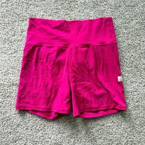 Vuori AllTheFeels Short 4"